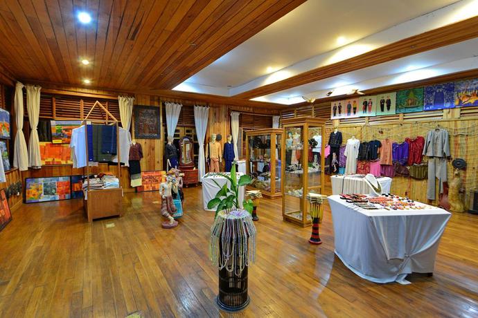 Imagen de los interiores del Hotel Myanmar Treasure Resort - Inle Lake. Foto 18