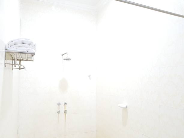 Imagen de la habitación del Hotel Myat Nan Yone. Foto 11