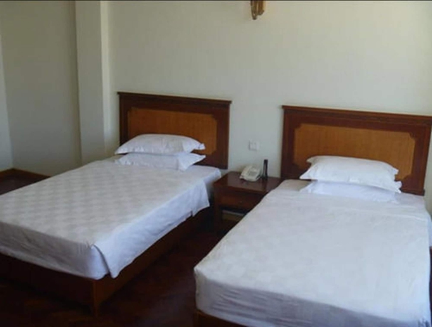 Imagen de la habitación del Hotel Myat Thinzar. Foto 10