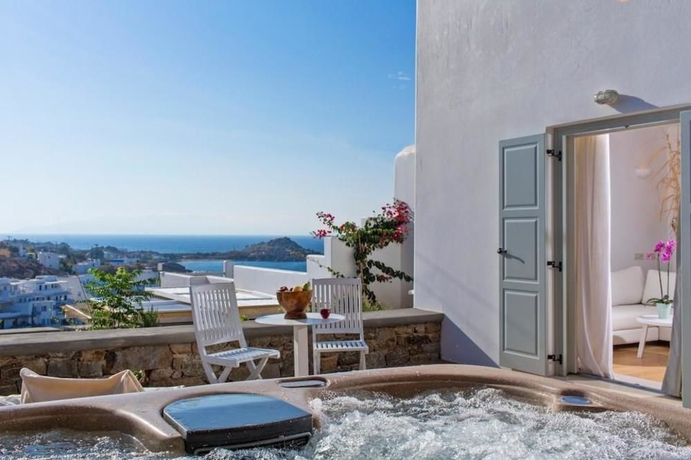 Imagen de la habitación del Hotel Myconian Ambassador Relais and Chateaux. Foto 10