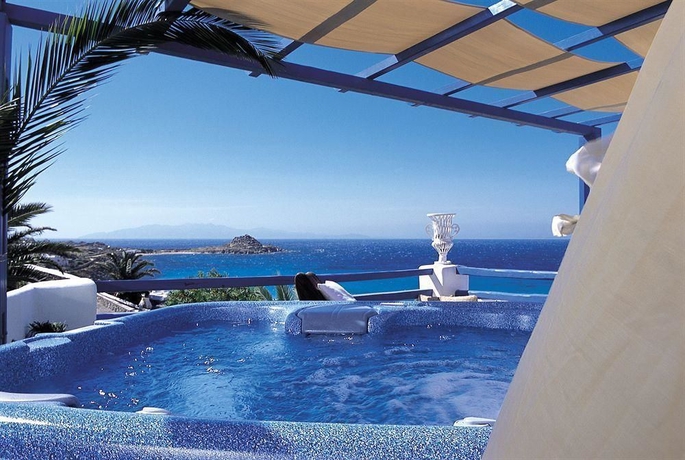 Imagen de la habitación del Hotel Myconian Ambassador Relais and Chateaux. Foto 14