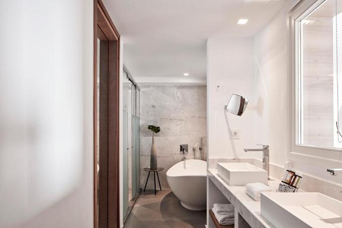 Imagen de la habitación del Hotel Myconian Korali Relais & Chateaux. Foto 8