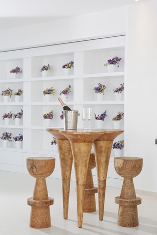 Imagen de los interiores del Hotel Myconian Villa Collection. Foto 14