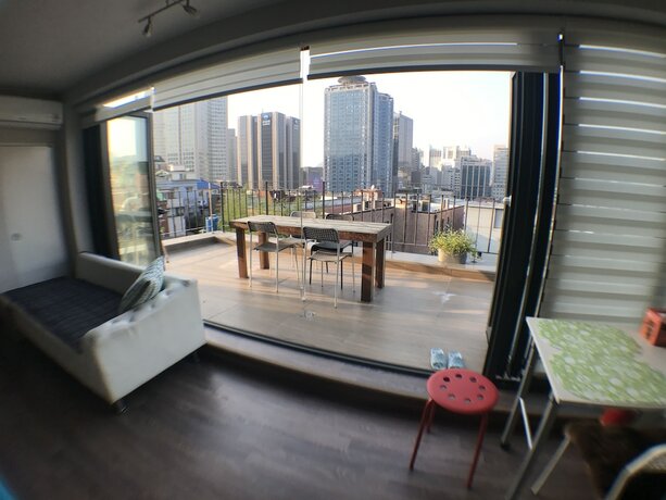Imagen de la habitación del Hotel Myeongdong Artmonstay Guesthouse. Foto 20
