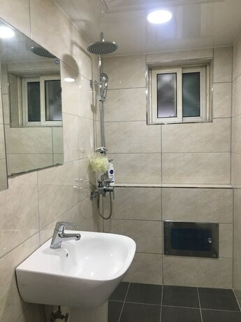 Imagen de la habitación del Hotel Myeongdong Cozy Skyline. Foto 19