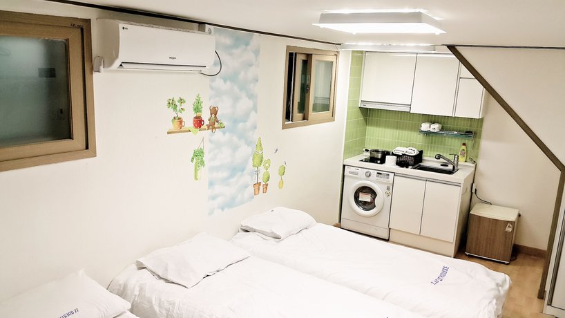 Imagen de la habitación del Hotel Myeongdong Guesthouse. Foto 2