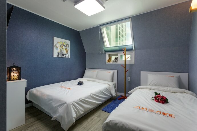 Imagen de la habitación del Hotel Myeongdong Sunshine Guesthouse. Foto 9