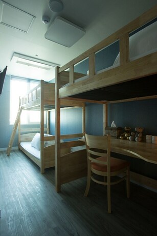 Imagen de la habitación del Hotel Myeongdong Sunshine Guesthouse. Foto 11