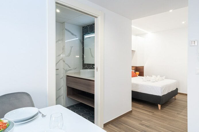 Imagen general del Hotel Myflats Luxury Old Town. Foto 3