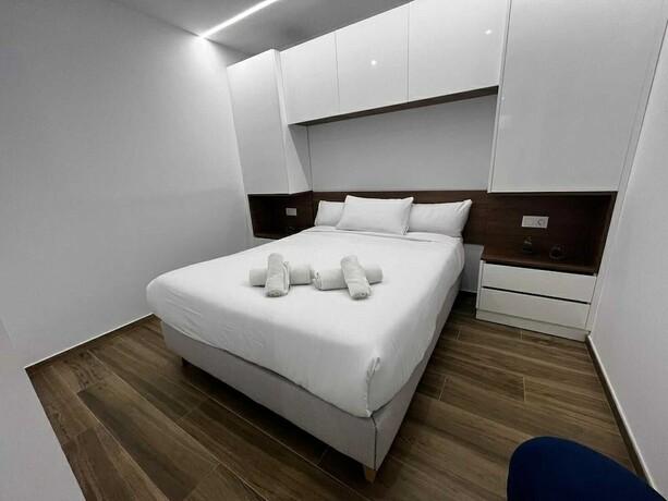 Imagen general del Hotel Myflats Luxury Old Town. Foto 14