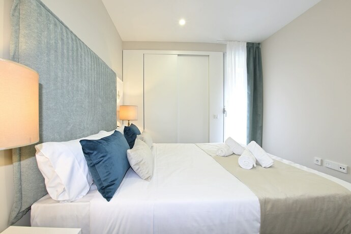 Imagen de la habitación del Hotel Myflats Rambla Collection. Foto 15