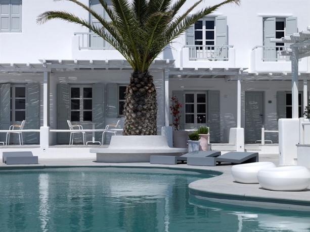 Imagen de la piscina del Hotel Mykonos Ammos. Foto 14