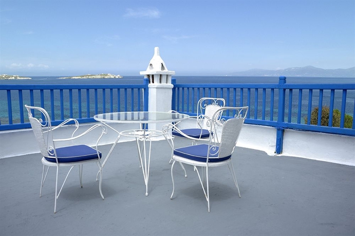 Imagen del bar/restaurante del Hotel Mykonos Beach. Foto 2