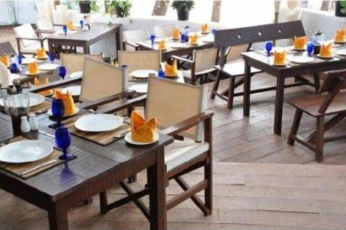 Imagen del bar/restaurante del Hotel Mykonos Blu. Foto 2
