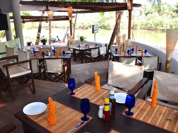 Imagen del bar/restaurante del Hotel Mykonos Blu. Foto 4