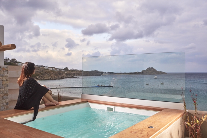 Imagen de la habitación del Hotel Mykonos Kosmoplaz Beach Resort. Foto 6