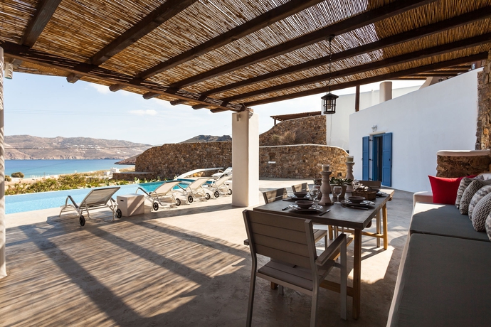 Imagen de los exteriores del Hotel Mykonos Panormos Villas. Foto 11