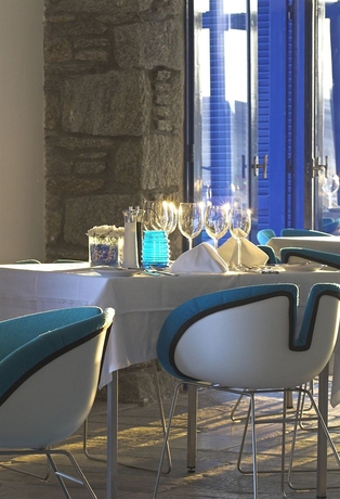 Imagen del bar/restaurante del Hotel Mykonos Theoxenia, A Member Of Design Hotels. Foto 2