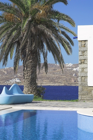 Imagen de la piscina del Hotel Mykonos Theoxenia, A Member Of Design Hotels. Foto 16