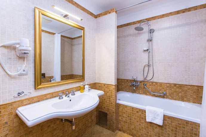 Imagen de la habitación del Hotel Myo Hotel Caruso. Foto 6