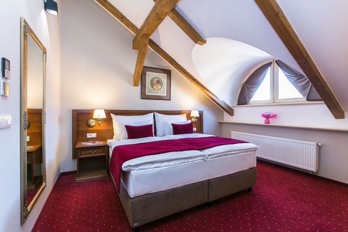 Imagen de la habitación del Hotel Myo Hotel Caruso. Foto 10