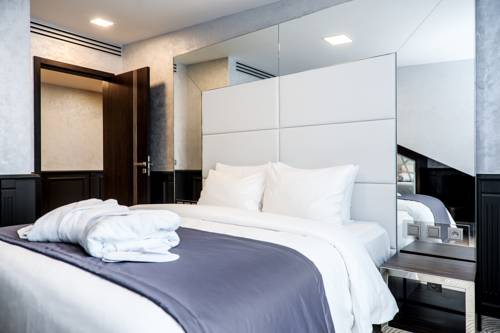 Imagen de la habitación del Hotel Myo Wenceslas. Foto 6