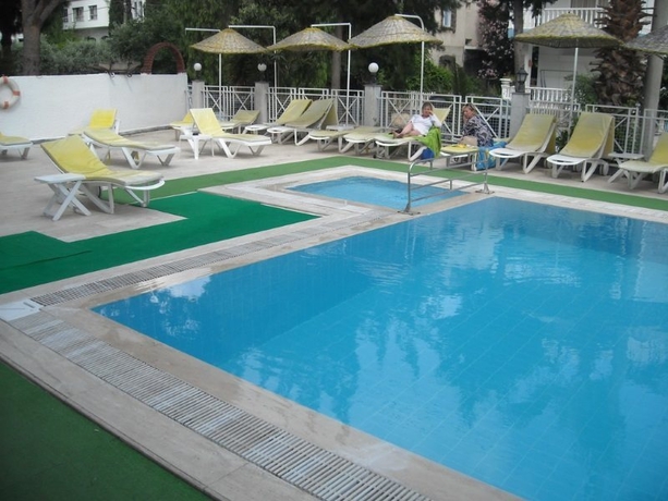 Imagen general del Hotel Myra. Foto 7