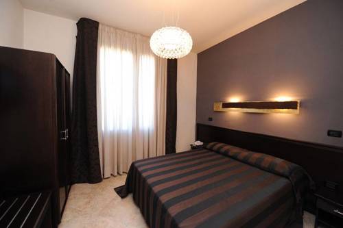 Imagen de la habitación del Hotel Myres Residence. Foto 4