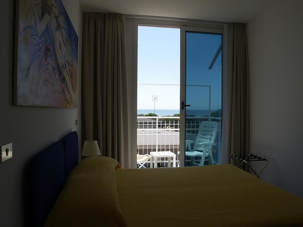 Imagen de la habitación del Hotel Myriam, Lignano Sabbiadoro. Foto 10
