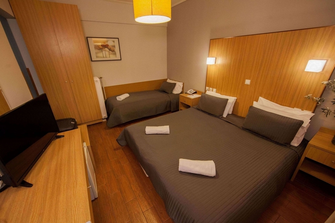 Imagen de la habitación del Hotel Myrto. Foto 16