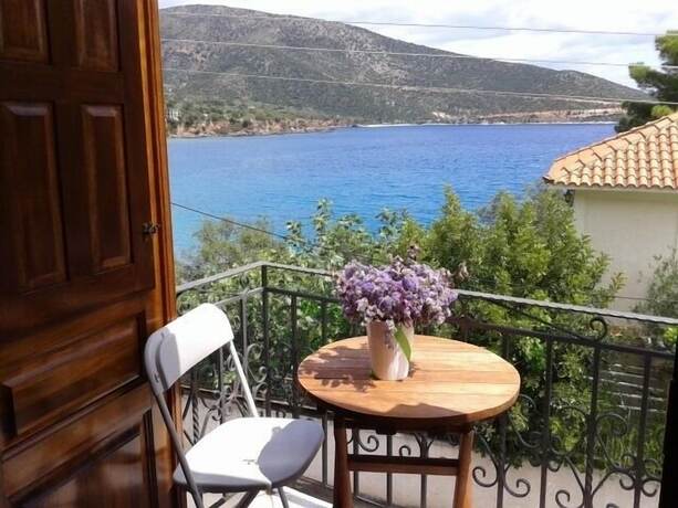 Imagen de la habitación del Hotel Myrtoo. Foto 19