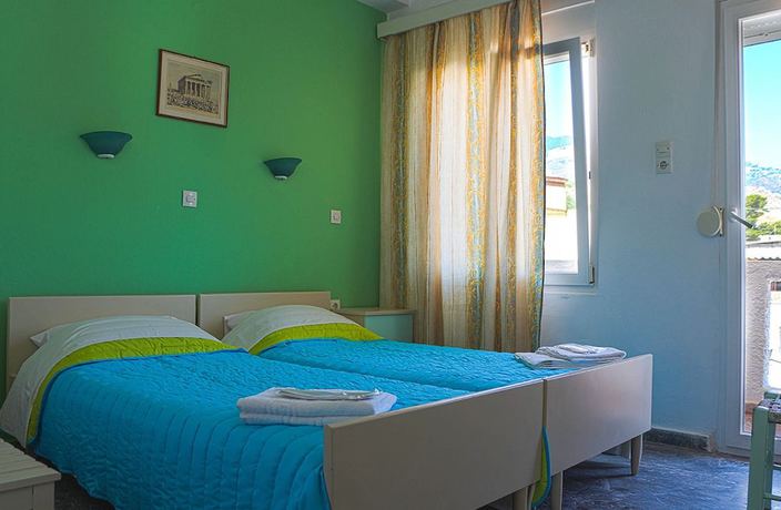 Imagen de la habitación del Hotel Myrtos. Foto 8