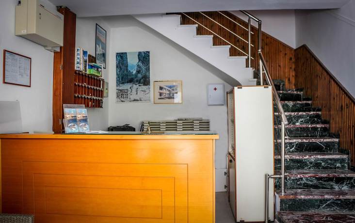 Imagen de los interiores del Hotel Myrtos. Foto 20