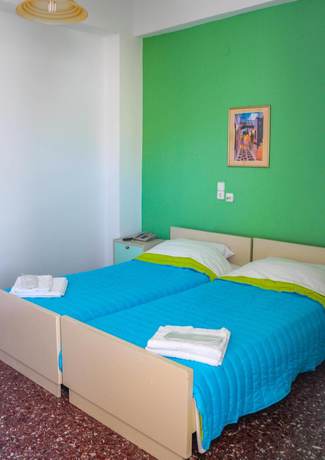 Imagen de la habitación del Hotel Myrtos. Foto 13
