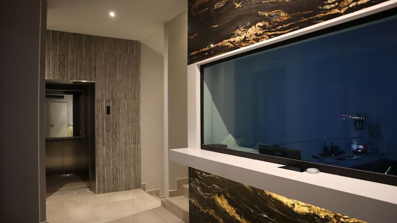 Imagen general del Hotel Myst. Foto 1
