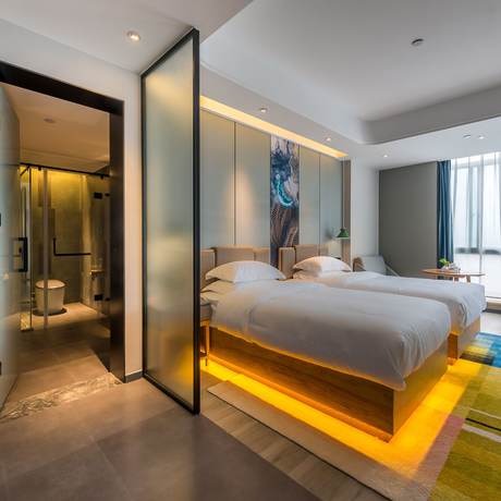 Imagen de la habitación del Hotel Myst Hotel. Foto 13