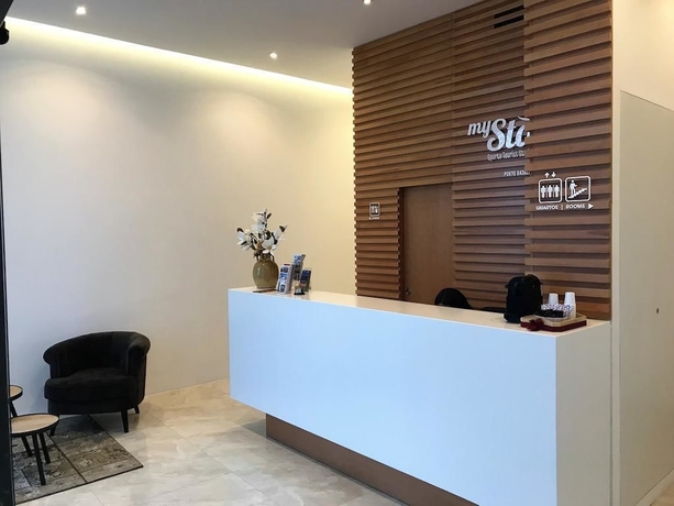 Imagen de los interiores del Hotel Mystay Porto Batalha. Foto 18