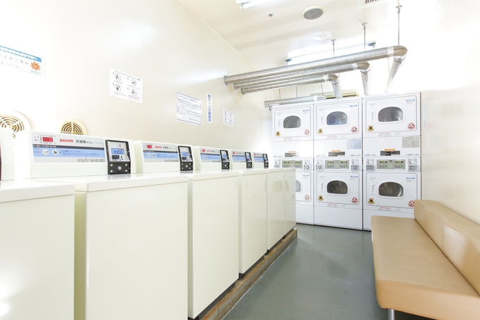 Imagen de los interiores del Hotel Mystays Higashi Ikebukuro. Foto 4