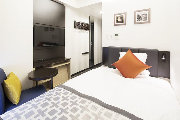 Imagen de la habitación del Hotel Mystays Shin Osaka Conference Center. Foto 3