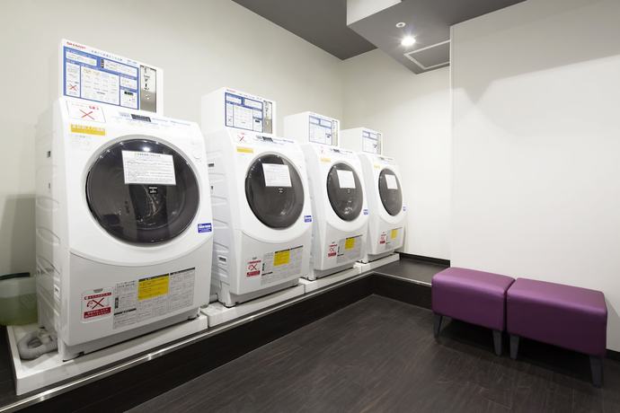 Imagen de los interiores del Hotel Mystays Shin Osaka Conference Center. Foto 12