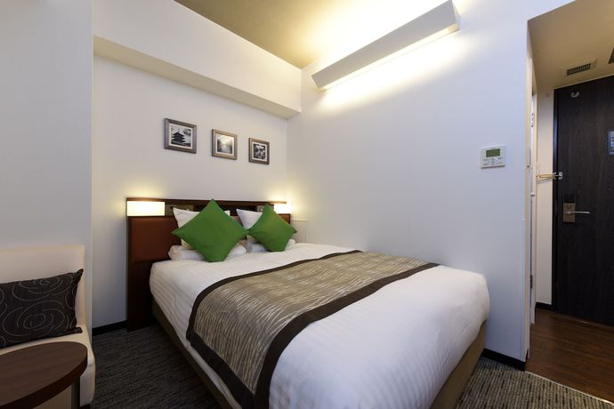 Imagen de la habitación del Hotel Mystays Shin Osaka Conference Center. Foto 7