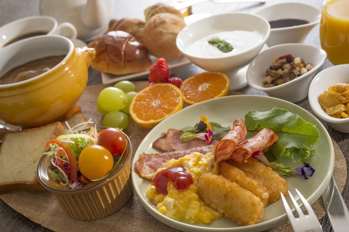 Imagen del bar/restaurante del Hotel Mystays Soga. Foto 8