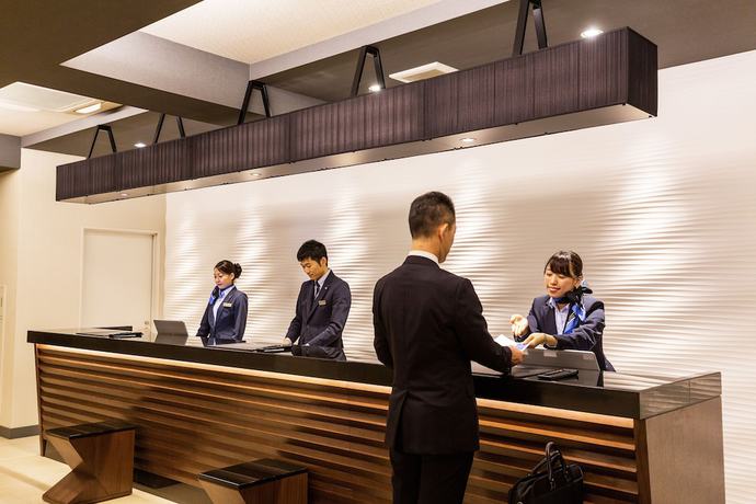 Imagen de los interiores del Hotel Mystays Yokohama Kannai. Foto 19