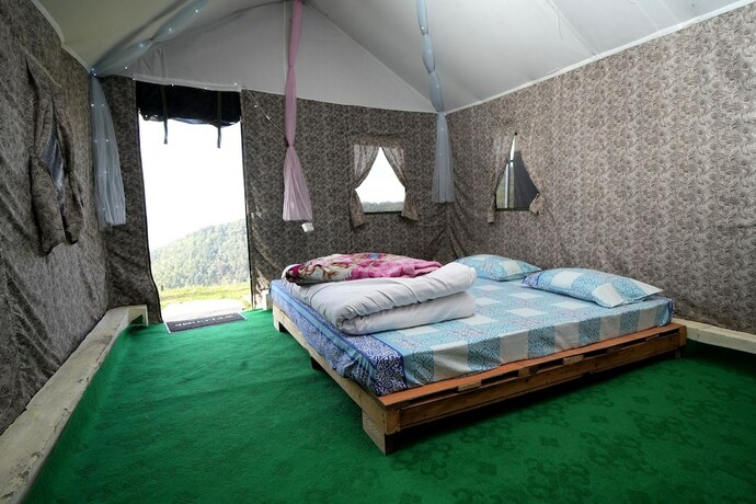 Imagen de la habitación del Hotel Mystery Hills Resort. Foto 26
