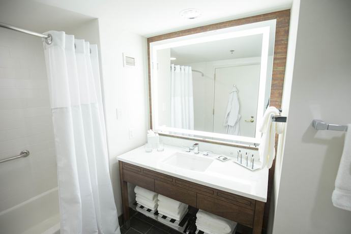 Imagen de la habitación del Hotel Mystic Lake Casino. Foto 6