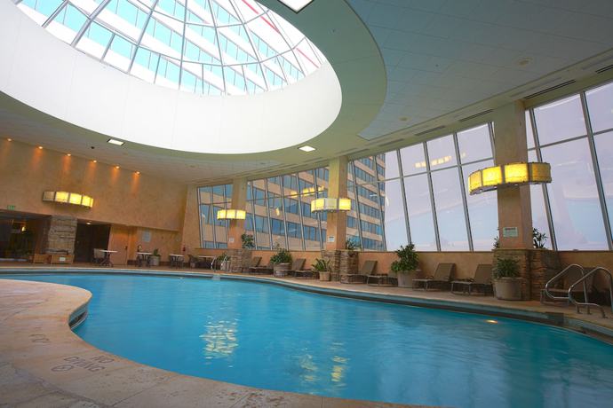 Imagen de la piscina del Hotel Mystic Lake Casino. Foto 19