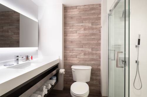 Imagen de la habitación del Hotel Mystic Marriott Hotel And Spa. Foto 4