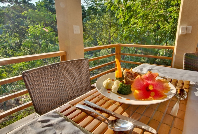 Imagen de los interiores del Hotel Mystic River Resort. Foto 18
