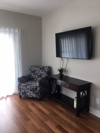 Imagen de la habitación del Hotel Mystic Sea Resort. Foto 3