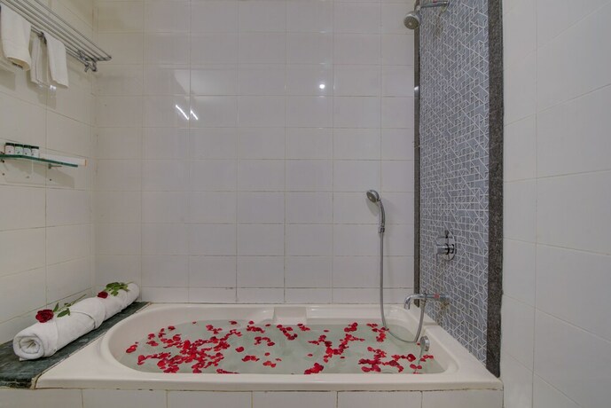 Imagen de la habitación del Hotel Mystic Valley Spa Resort. Foto 26